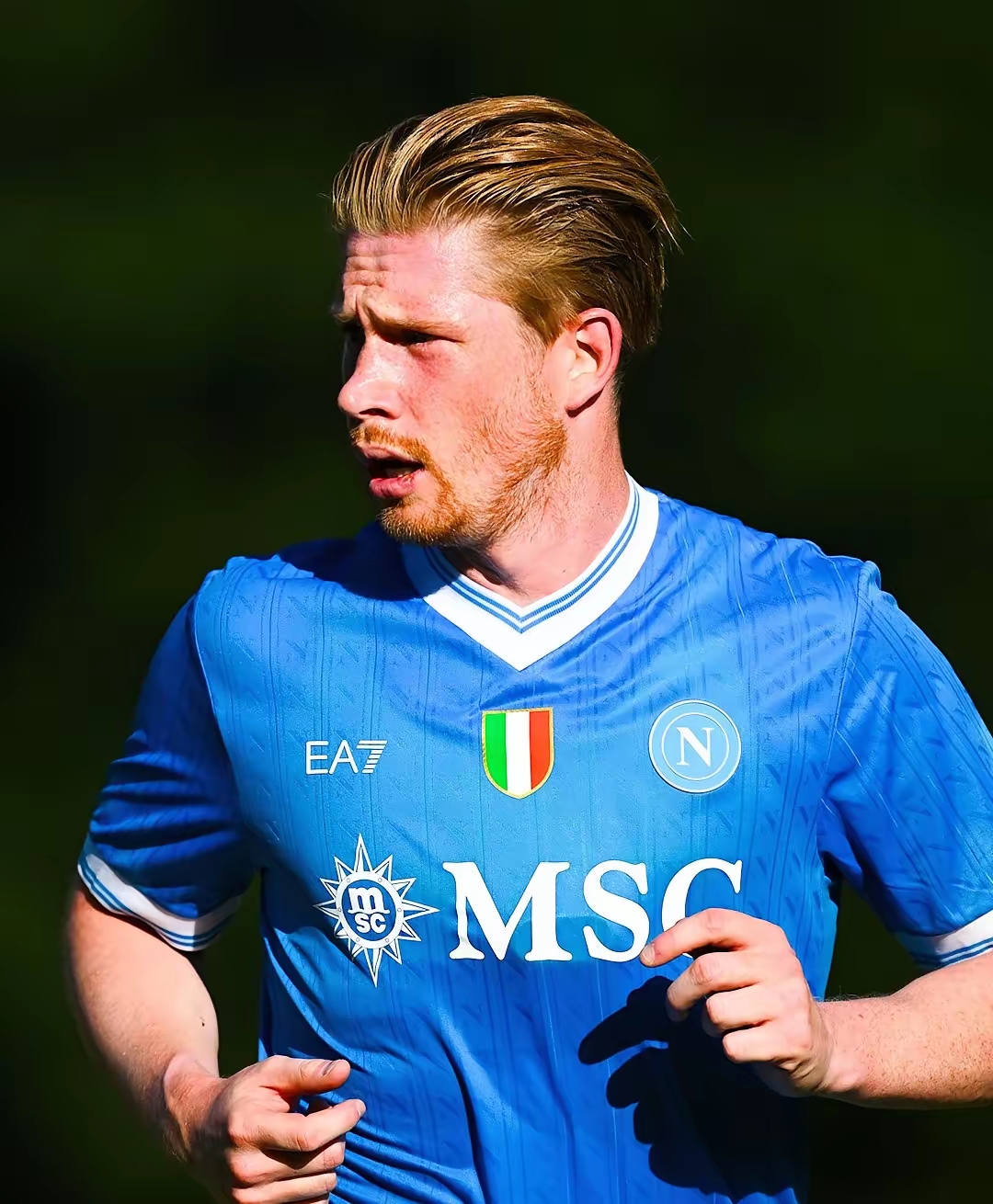 足球世界足球先生候选名单出炉，引发热议