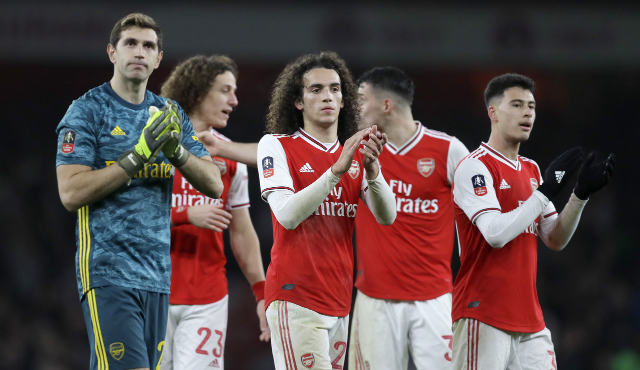 F1卡塔尔冲刺赛：皮亚斯特里夺冠！诺里斯第3，维斯塔潘第4