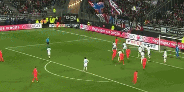 多特蒙德vs斯图加特：埃姆雷-詹、布兰特首发，努贝尔、昂达夫出战