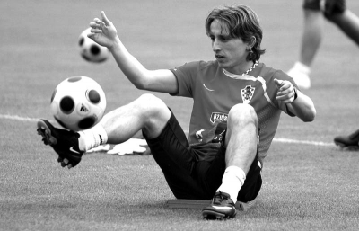 德转朱艺：阿里执法亚冠上海申花客战广岛三箭